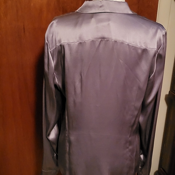 Calvin klien 100% Silk Lavendar Womens Size 12 Button-up Blouse - Picture 7 of 8